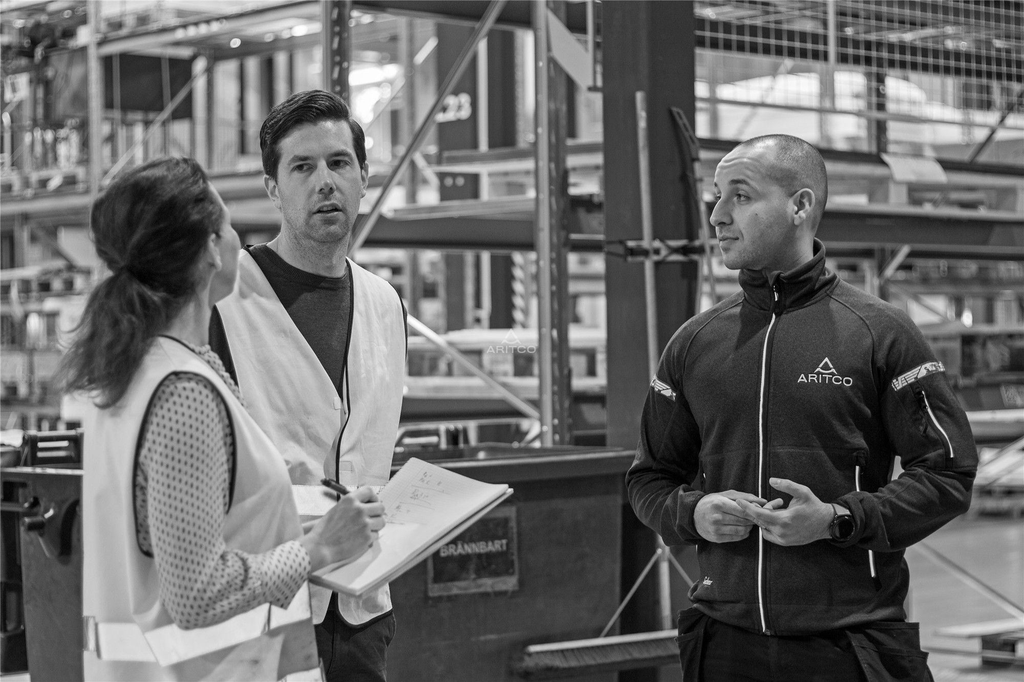 112312180840.jpg 瑞特科電梯.jpg